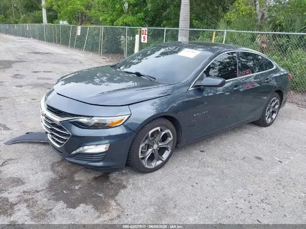 1G1ZD5ST2MF060163 2021 CHEVROLET MALIBU - Image 2