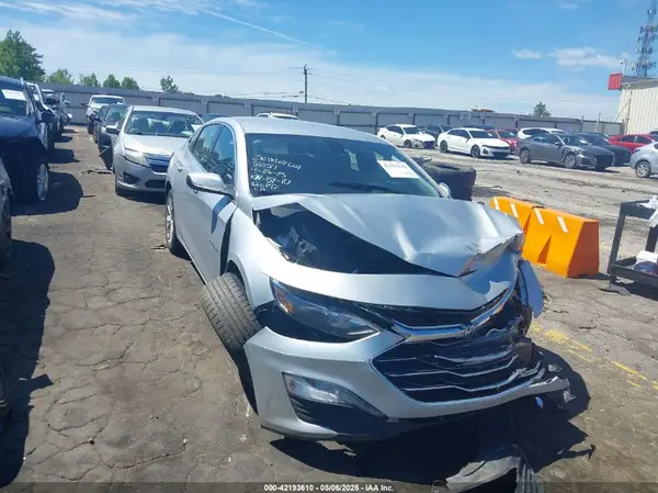 1G1ZD5ST2NF107189 2022 CHEVROLET MALIBU - Image 1