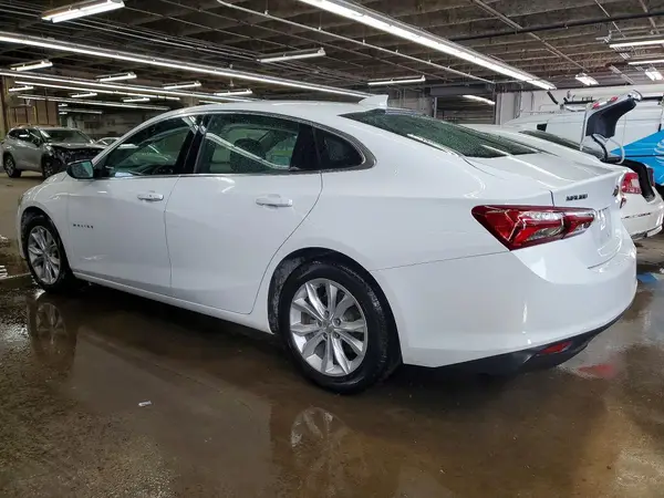 1G1ZD5ST2NF136207 2022 CHEVROLET MALIBU - Image 2