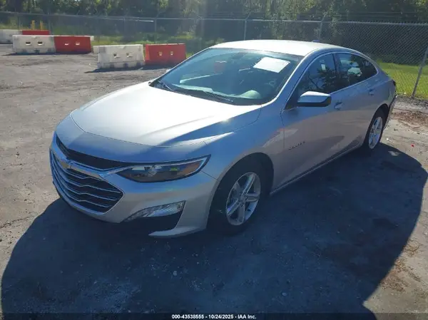 1G1ZD5ST2NF142248 2022 CHEVROLET MALIBU - Image 2