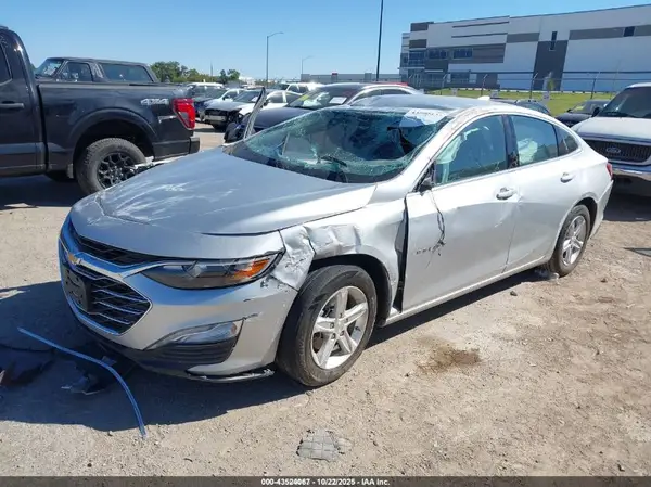 1G1ZD5ST2NF147398 2022 CHEVROLET MALIBU - Image 2