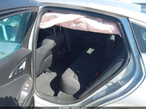 1G1ZD5ST2NF147398 2022 CHEVROLET MALIBU - Image 8