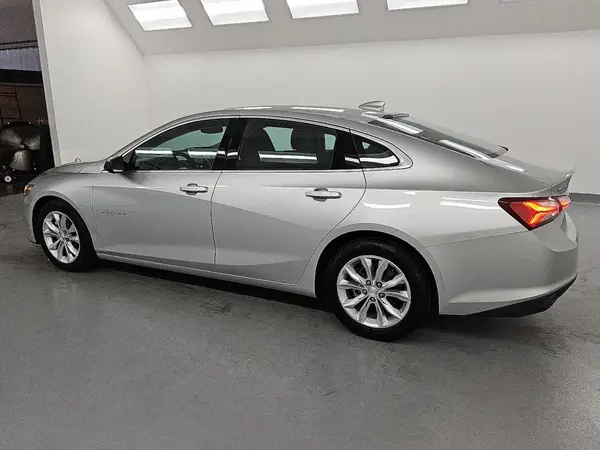 1G1ZD5ST2NF153296 2022 CHEVROLET MALIBU - Image 2