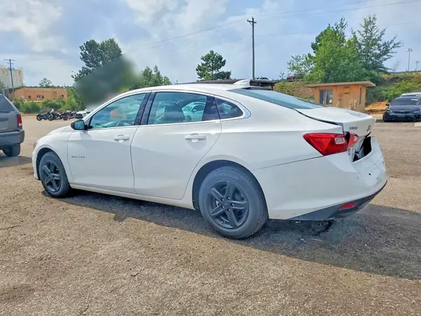 1G1ZD5ST2RF138299 2024 CHEVROLET MALIBU - Image 2