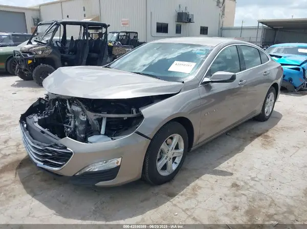 1G1ZD5ST2RF227919 2024 CHEVROLET MALIBU - Image 2