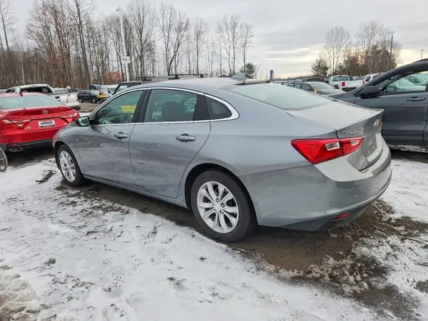 1G1ZD5ST2SF101291 2025 CHEVROLET MALIBU - Image 2