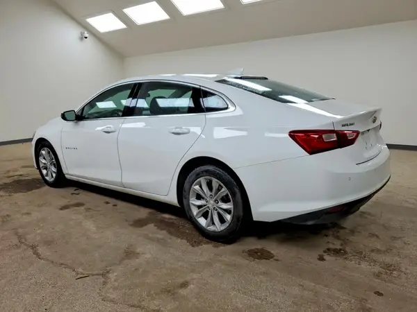 1G1ZD5ST2SF114588 2025 CHEVROLET MALIBU - Image 2