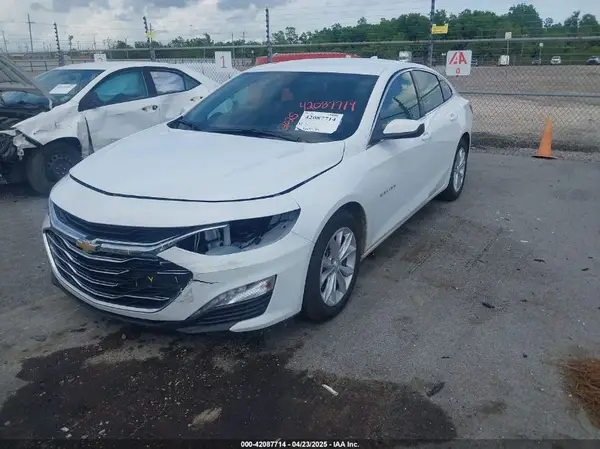 1G1ZD5ST2SF154556 2025 CHEVROLET MALIBU - Image 2