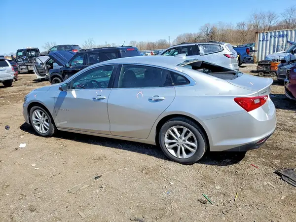 1G1ZD5ST3JF105753 2018 CHEVROLET MALIBU - Image 2