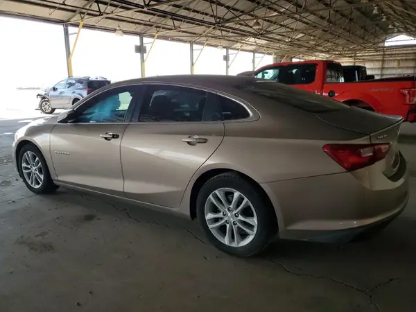 1G1ZD5ST3JF106904 2018 CHEVROLET MALIBU - Image 2