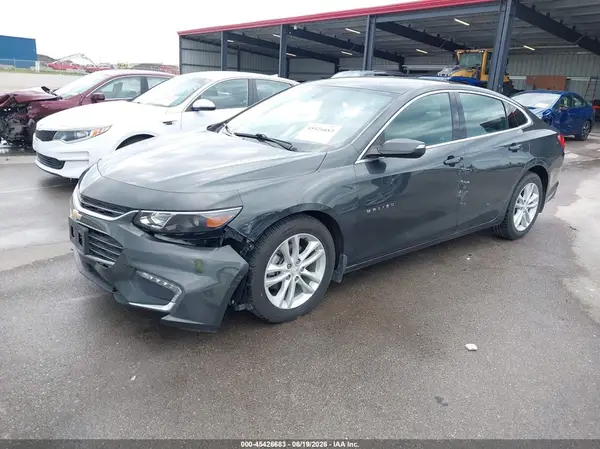 1G1ZD5ST3JF107566 2018 CHEVROLET MALIBU - Image 2