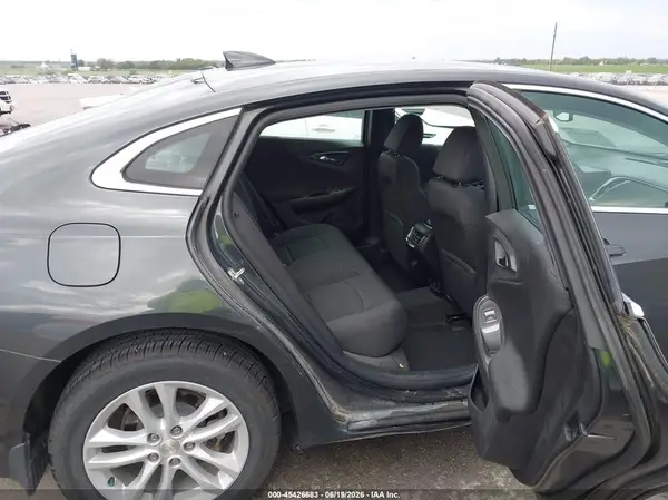 1G1ZD5ST3JF107566 2018 CHEVROLET MALIBU - Image 8