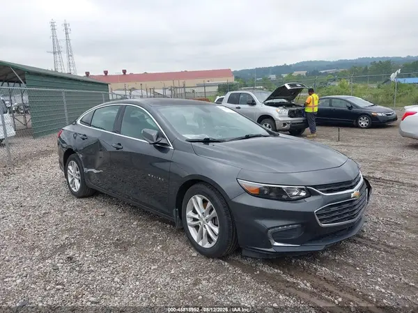 1G1ZD5ST3JF109091 2018 CHEVROLET MALIBU - Image 1