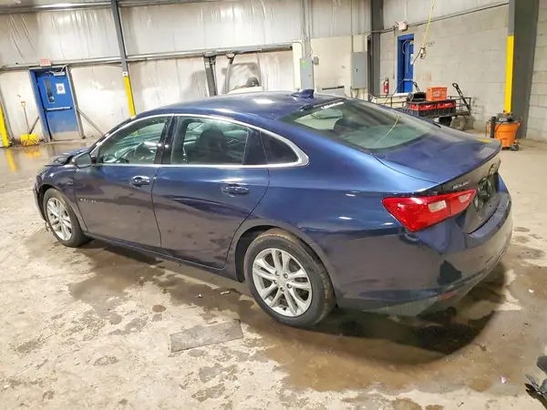 1G1ZD5ST3JF110290 2018 CHEVROLET MALIBU - Image 2