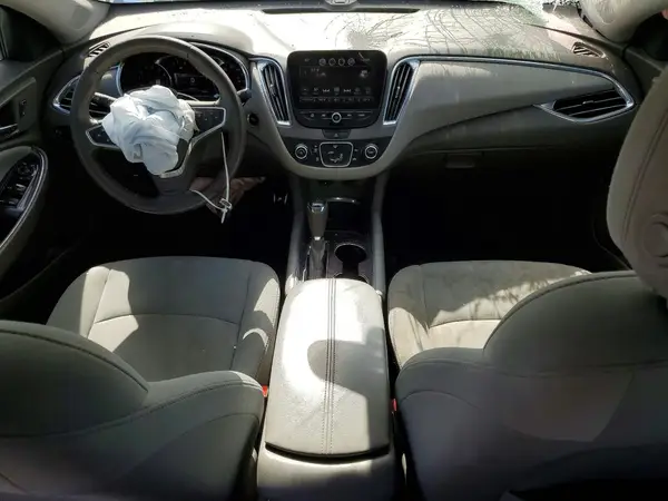 1G1ZD5ST3JF112301 2018 CHEVROLET MALIBU - Image 8