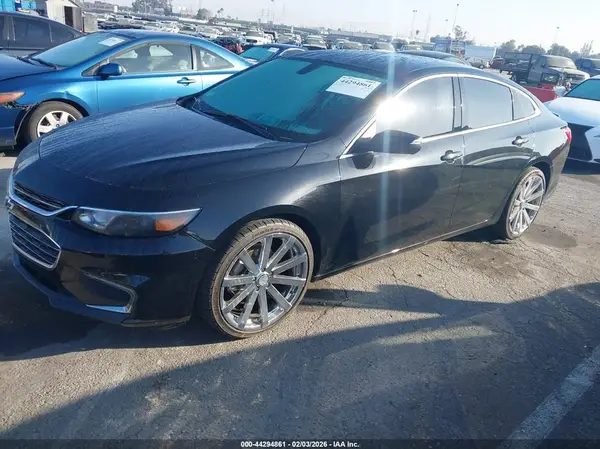 1G1ZD5ST3JF114162 2018 CHEVROLET MALIBU - Image 2