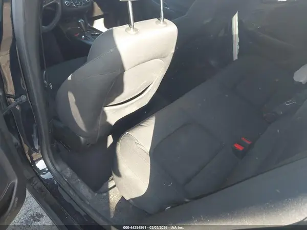1G1ZD5ST3JF114162 2018 CHEVROLET MALIBU - Image 8