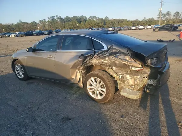 1G1ZD5ST3JF122567 2018 CHEVROLET MALIBU - Image 2