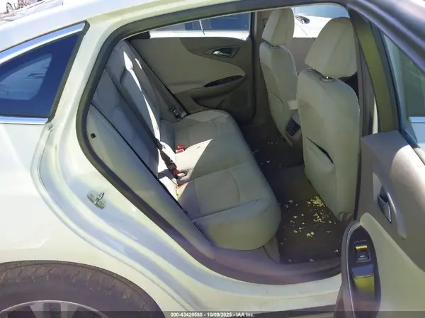 1G1ZD5ST3JF123296 2018 CHEVROLET MALIBU - Image 8