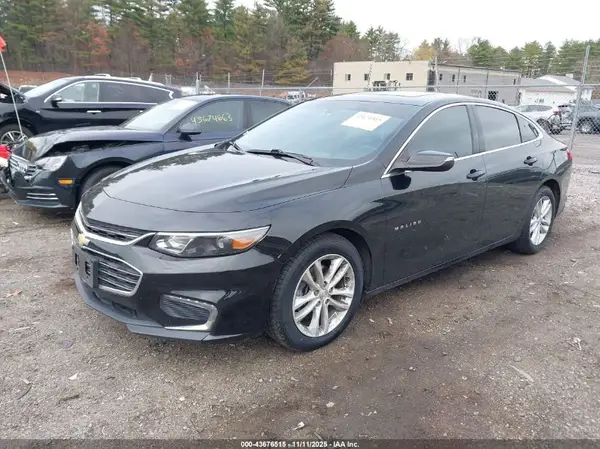 1G1ZD5ST3JF128028 2018 CHEVROLET MALIBU - Image 2