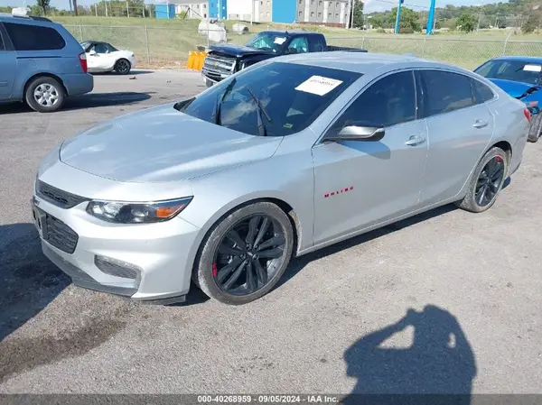 1G1ZD5ST3JF130393 2018 CHEVROLET MALIBU - Image 2