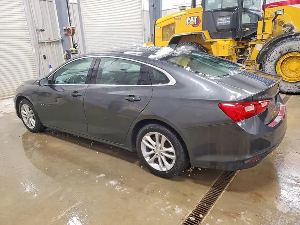 1G1ZD5ST3JF130832 2018 CHEVROLET MALIBU - Image 2