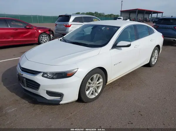 1G1ZD5ST3JF133603 2018 CHEVROLET MALIBU - Image 2