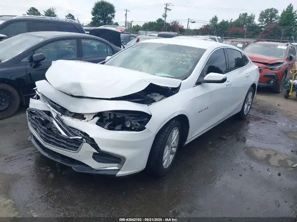 1G1ZD5ST3JF136100 2018 CHEVROLET MALIBU - Image 2