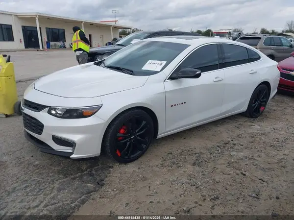 1G1ZD5ST3JF137425 2018 CHEVROLET MALIBU - Image 2