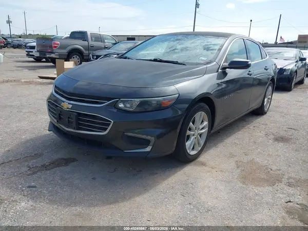 1G1ZD5ST3JF138591 2018 CHEVROLET MALIBU - Image 2