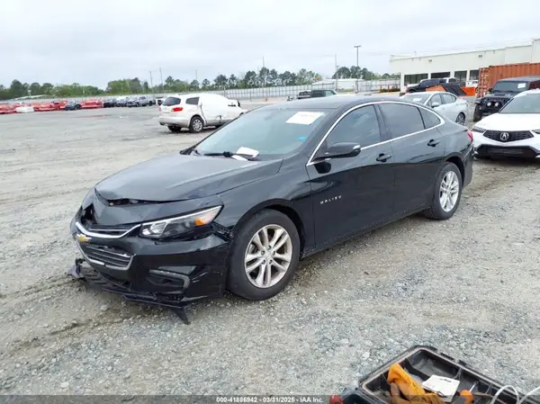 1G1ZD5ST3JF139210 2018 CHEVROLET MALIBU - Image 2