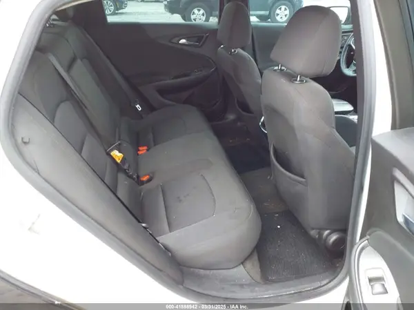 1G1ZD5ST3JF139210 2018 CHEVROLET MALIBU - Image 8