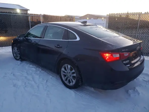 1G1ZD5ST3JF140194 2018 CHEVROLET MALIBU - Image 2