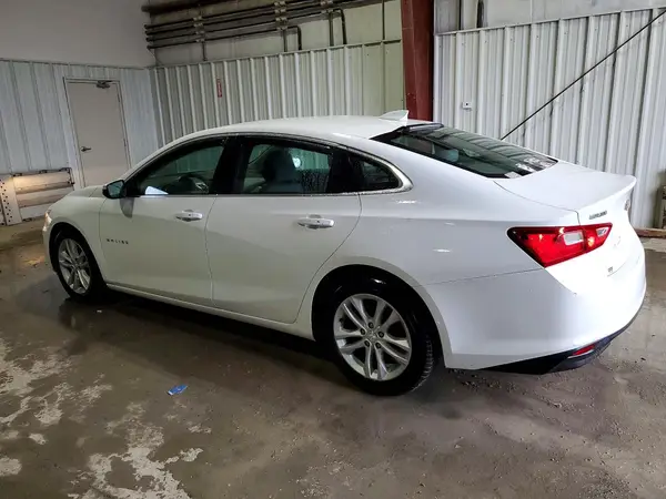 1G1ZD5ST3JF150062 2018 CHEVROLET MALIBU - Image 2