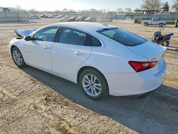 1G1ZD5ST3JF150711 2018 CHEVROLET MALIBU - Image 2
