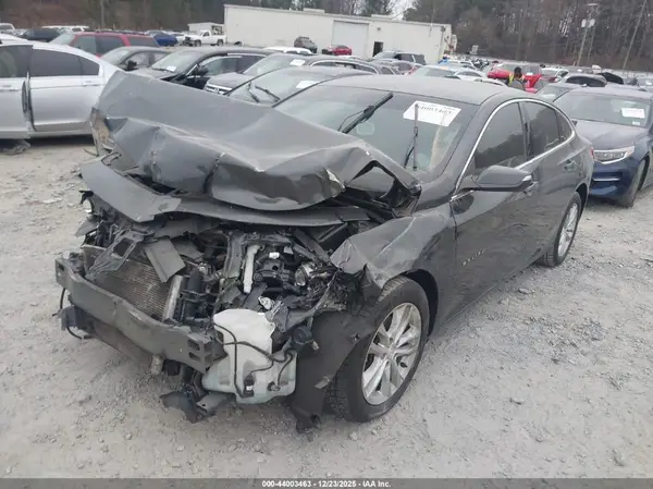 1G1ZD5ST3JF151986 2018 CHEVROLET MALIBU - Image 2