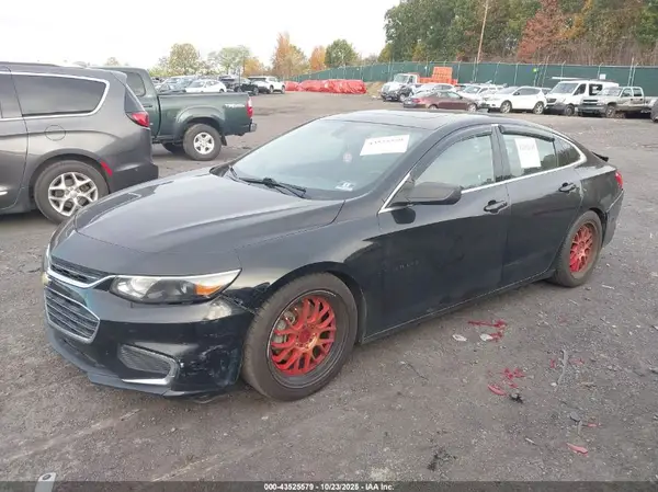 1G1ZD5ST3JF152636 2018 CHEVROLET MALIBU - Image 2