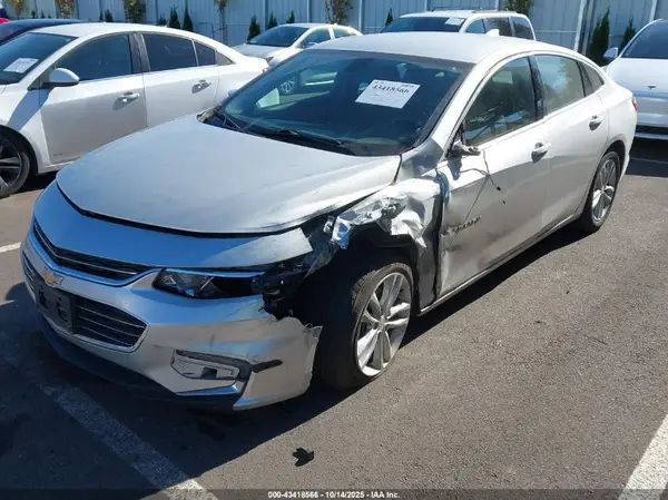 1G1ZD5ST3JF156699 2018 CHEVROLET MALIBU - Image 2