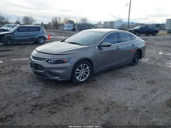 1G1ZD5ST3JF161790 2018 CHEVROLET MALIBU - Image 2