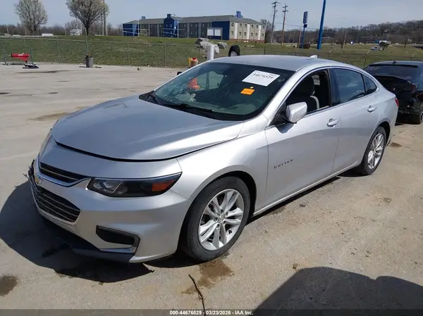 1G1ZD5ST3JF165712 2018 CHEVROLET MALIBU - Image 2