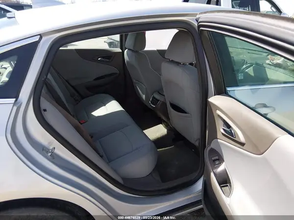 1G1ZD5ST3JF165712 2018 CHEVROLET MALIBU - Image 8