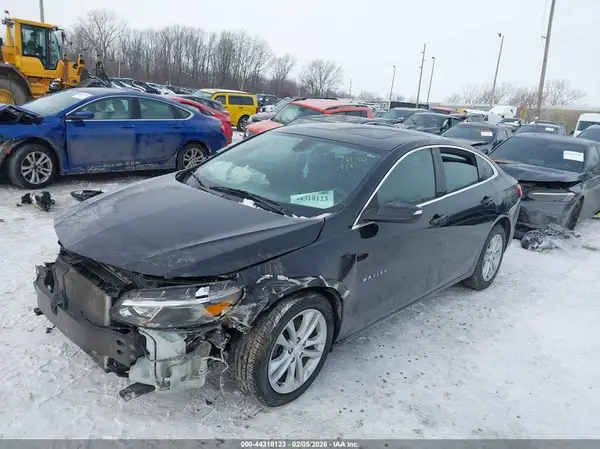 1G1ZD5ST3JF167377 2018 CHEVROLET MALIBU - Image 2