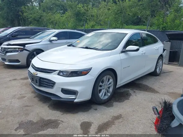 1G1ZD5ST3JF168271 2018 CHEVROLET MALIBU - Image 2