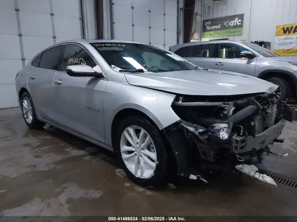 1G1ZD5ST3JF169047 2018 CHEVROLET MALIBU - Image 1