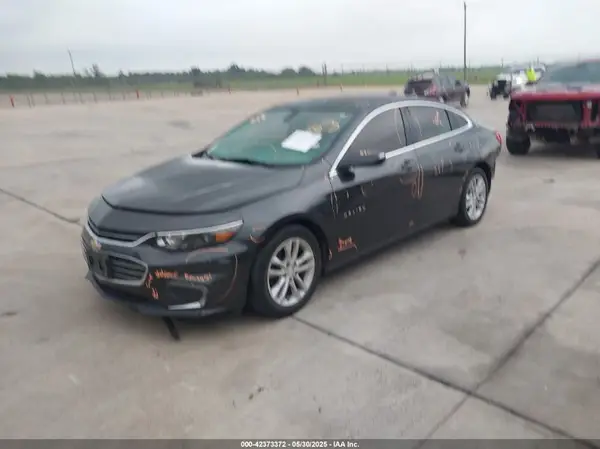 1G1ZD5ST3JF173261 2018 CHEVROLET MALIBU - Image 2