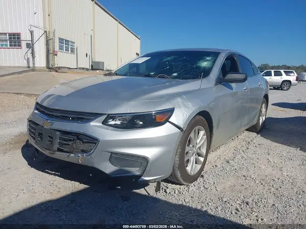 1G1ZD5ST3JF174328 2018 CHEVROLET MALIBU - Image 2