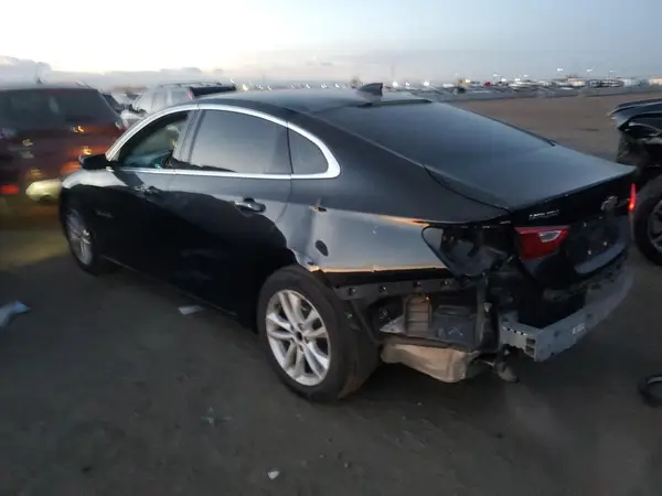 1G1ZD5ST3JF174460 2018 CHEVROLET MALIBU - Image 2