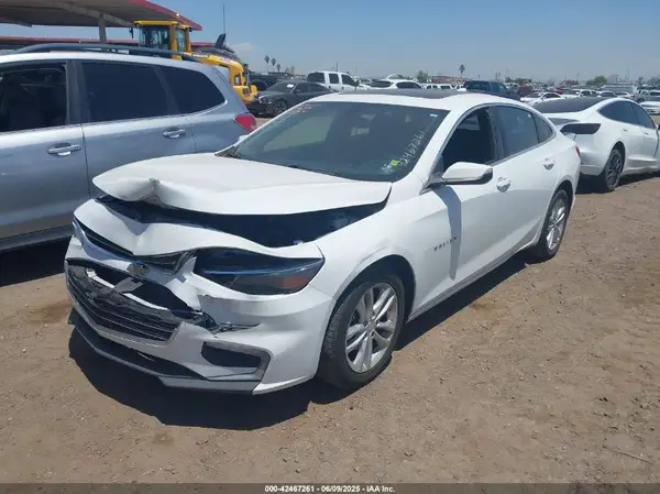 1G1ZD5ST3JF177147 2018 CHEVROLET MALIBU - Image 2