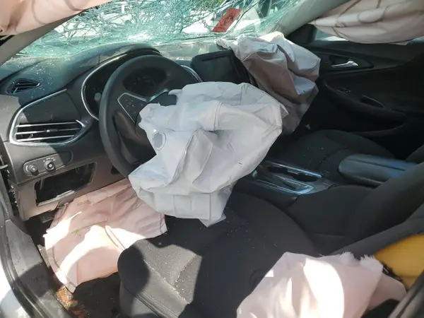 1G1ZD5ST3JF177178 2018 CHEVROLET MALIBU - Image 8
