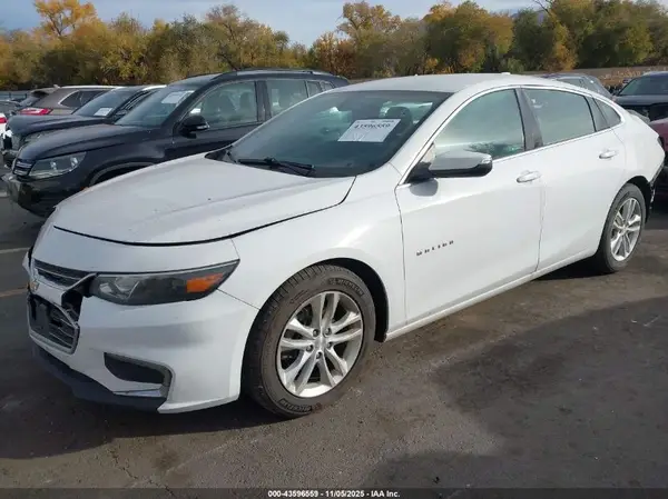 1G1ZD5ST3JF177357 2018 CHEVROLET MALIBU - Image 2